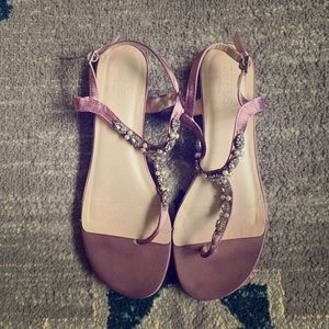 David’s Bridal Flat Sandals in Quartz Size 10W